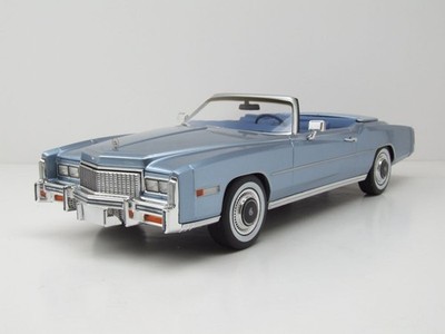 Cadillac Eldorado Convertible 1976 hellblau metallic Modellauto 1:18 MCG