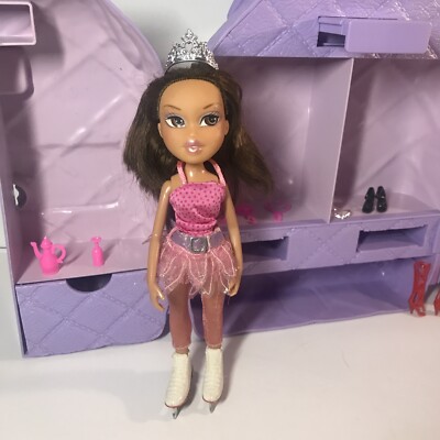 MGA Bratz Ice Skating Yasmin 2001 Vintage Doll Preowned