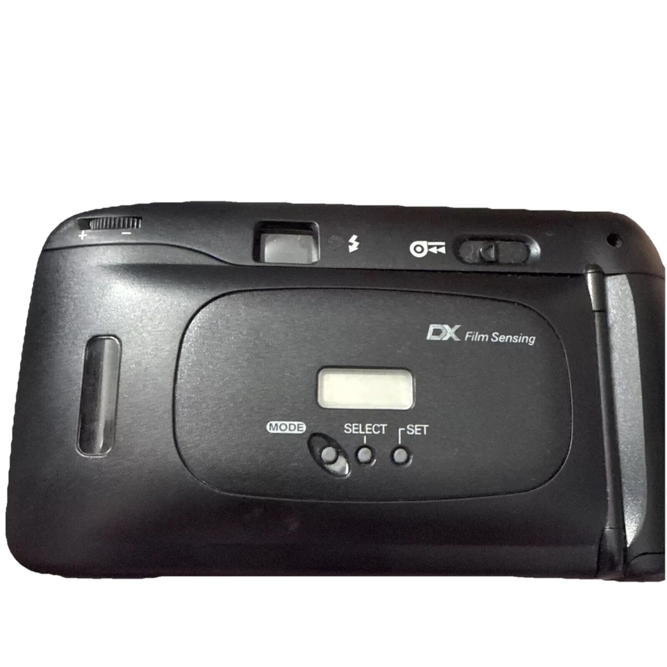 Polaroid 3000AF Panoramic 35mm Film Point & Shoot Camera Tested - Image 2 of 4