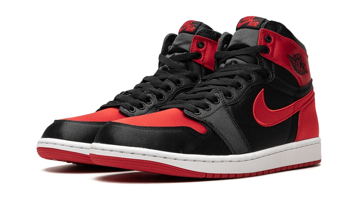 Nike Air Jordan 1 Retro High OG Satin Bred (FD4810-061) Size  display picture 3