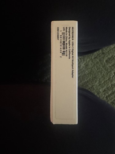 NIB Apple MUF82AM/A USB-C to Digital AV Multiport Adapter - Photo 3/3