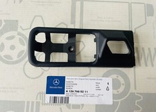 /1212/ Original Mercedes-Benz Mulde Rosette Tür Griffmulde innen rechts W126 /1212/ Original Mercedes-Benz Mulde Rosette Tür Griffmulde innen rechts W126