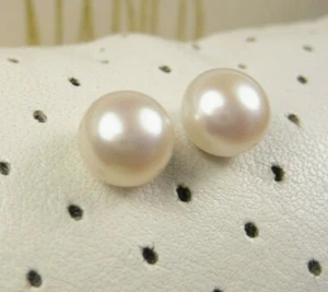 Vintage Sterling Silver Faux Cream White Round Peal Stud Post Earrings 925