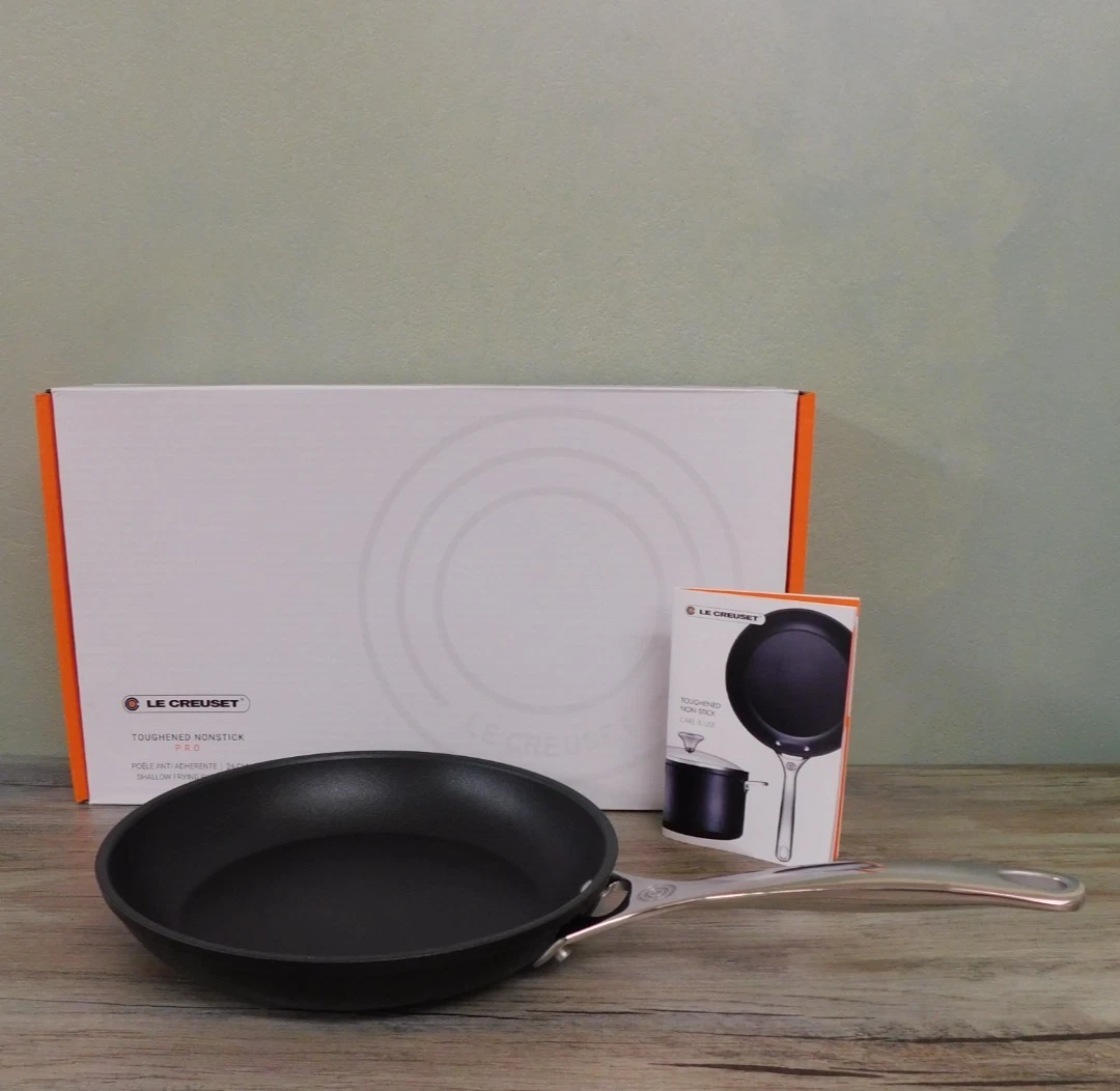 Le Creuset Toughened Nonstick PRO Fry Pan, 9.5 Inch - New