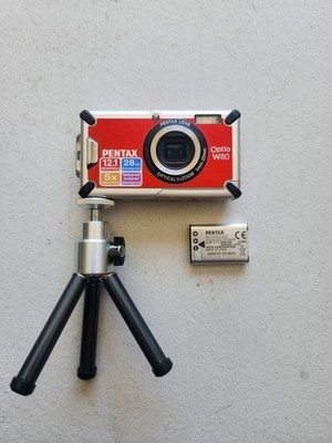Pentax Optio W80 12MP  Digital Camera w/Battery & Tripod - Red Tested & Works