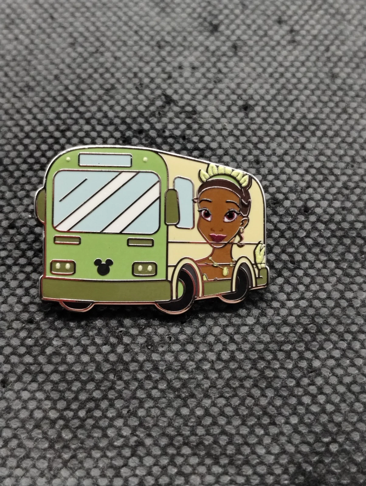 2026 Disney Hidden Mickey Wave A Disney Buses Princess And The Frog Tiana Pin