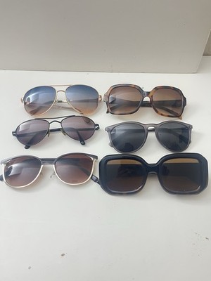 Assorted Fashion, Sunglasses A Lot Of Six Jessica Simpson And Guess Etc. Used