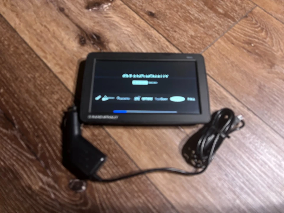 Rand Mcnally TND 730 For Parts or Not Working . - Image 3 of 4