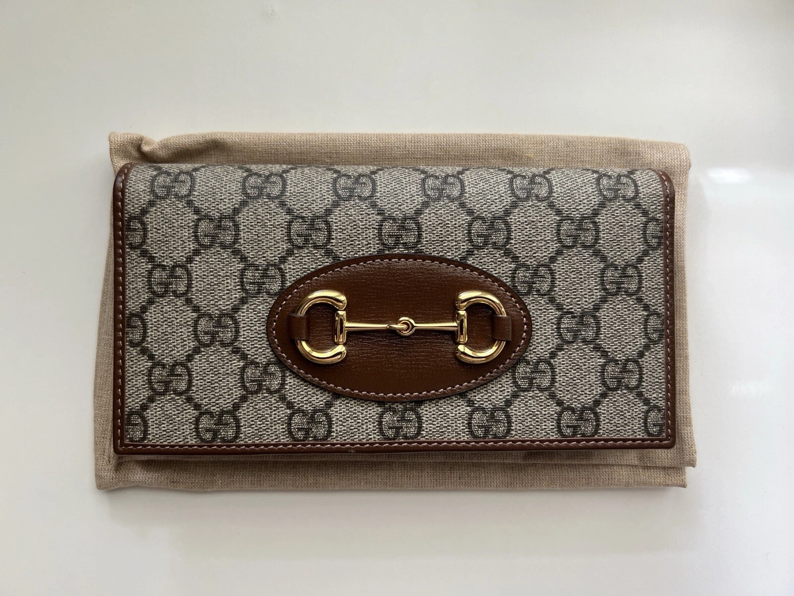 Portefeuille avec chaîne GUCCI beige marron GG Supreme toile Horsebit 1955 neuf avec étiquette