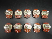 Linear Taper 500 ohm Potentiometer 5/8" Shaft  (LOT OF 10)