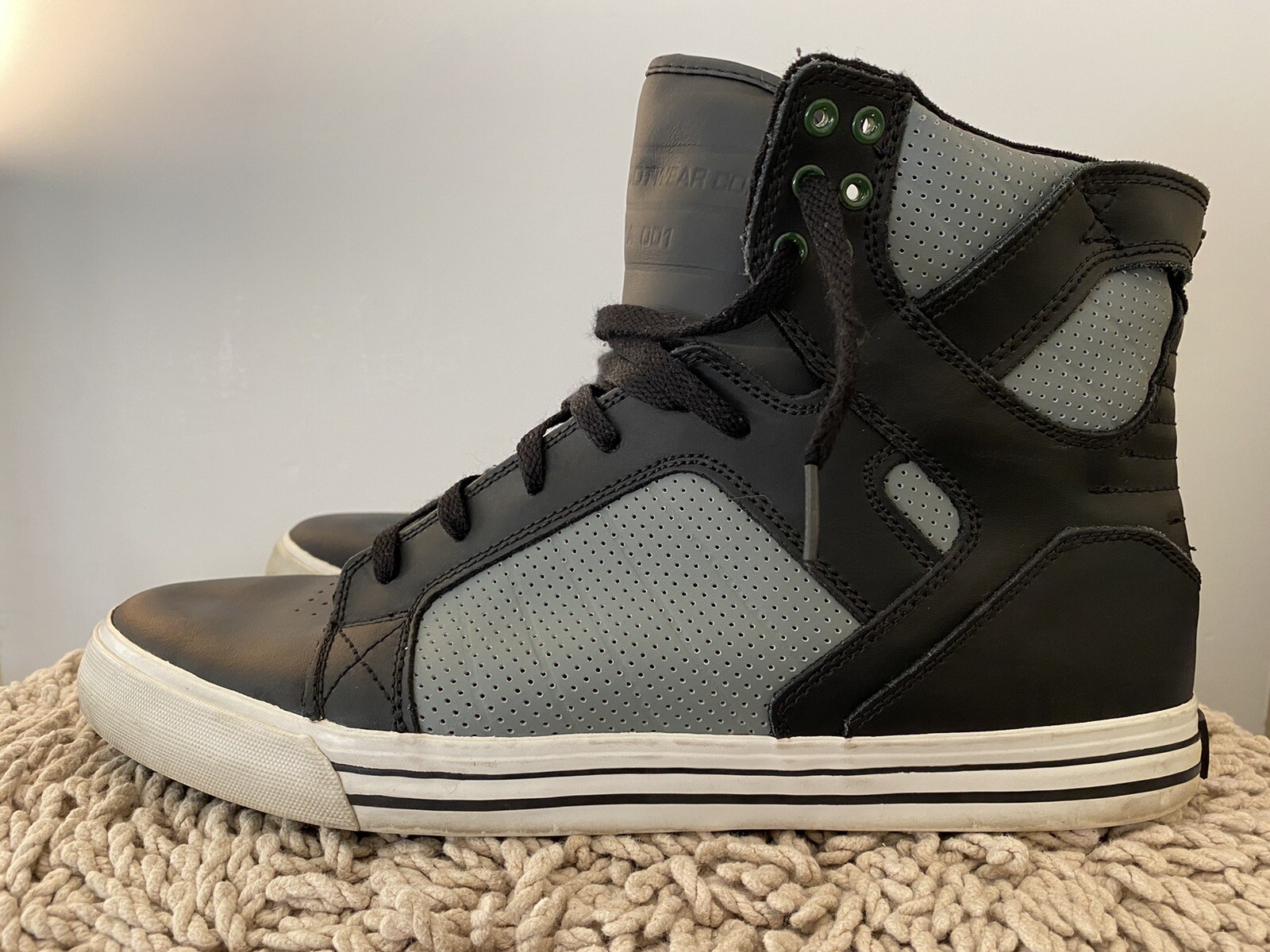 SUPRA Muska 001 купить в Америке, лот 