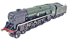 Hornby R2267 OO Merchant Navy Brocklebank Green Steam Loco 35025 Runner Unboxed.