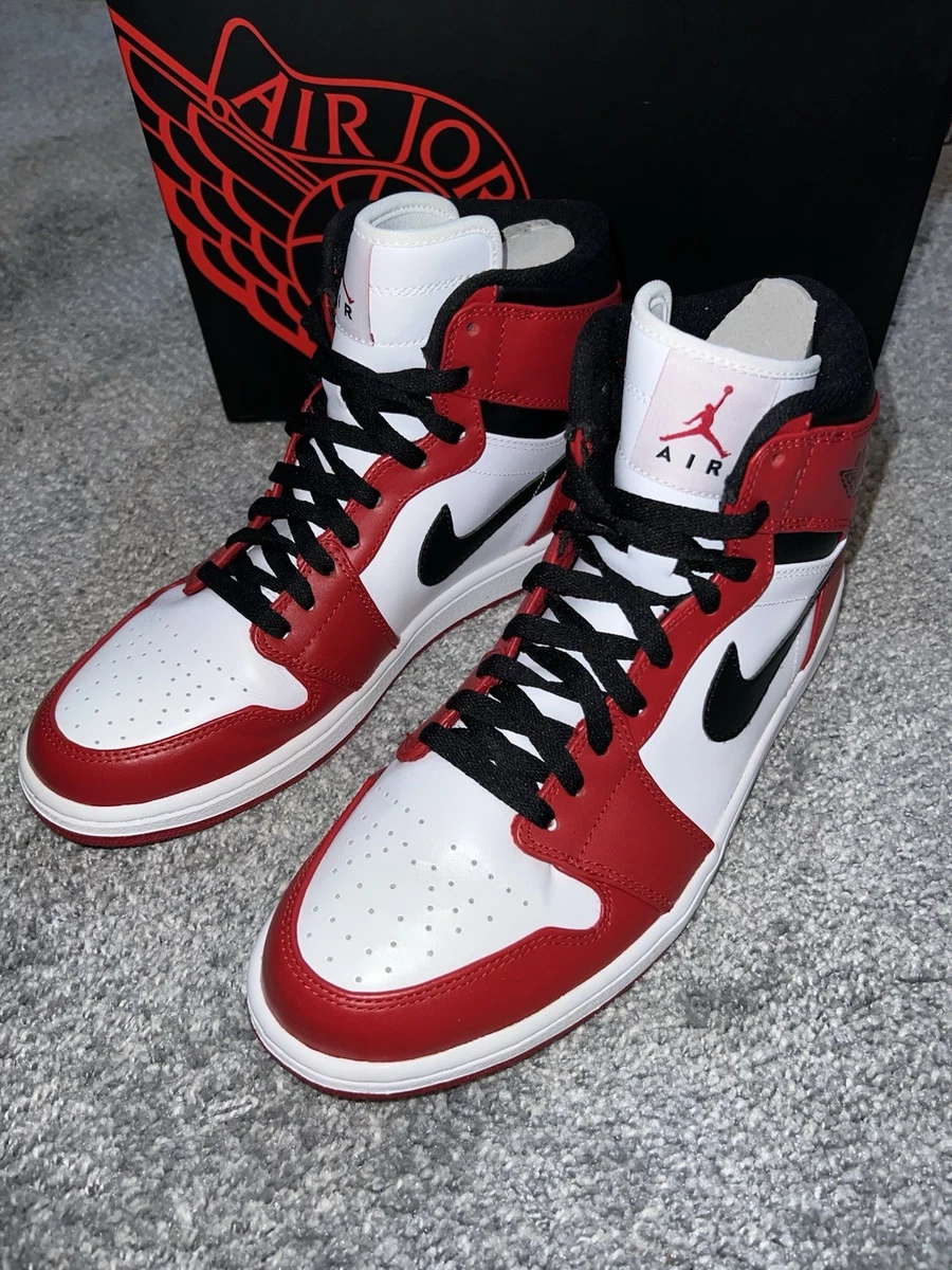 Jordan 1 Retro High Chicago 2013 for Sale | Authenticity