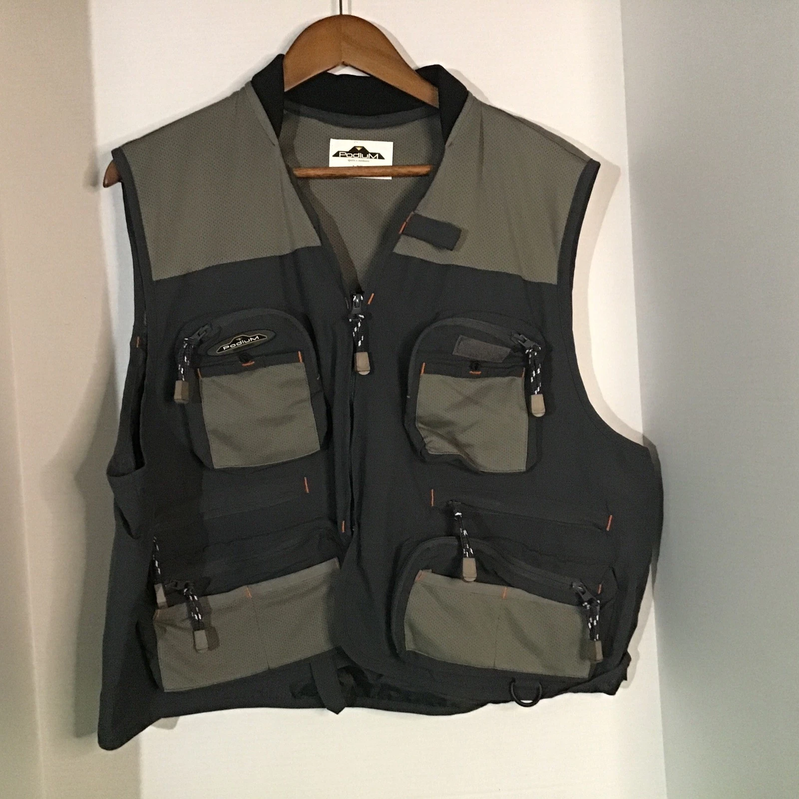 Podium L/XL Fishing Vest