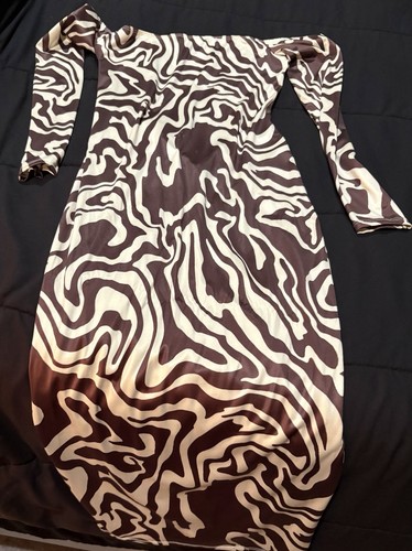 Tint of Love Dress -Never Worn Size Medium