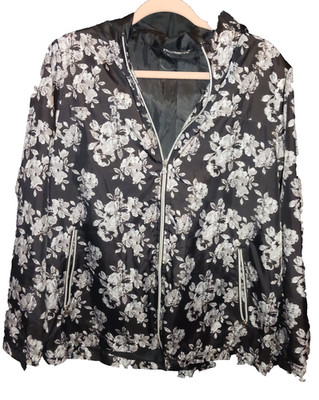 JANINA BLACK WHITE FLORAL HOODED LIGHT WEIGHT ZIP UP JACKET SIZE XL