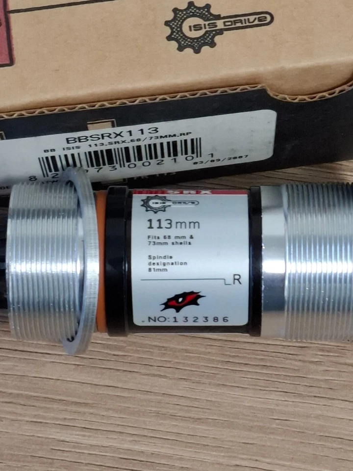 Retro Bicycle Parts NIB NOS RaceFace ISIS Bottom Bracket 113mm SRX 68/73mm - Image 4 of 4
