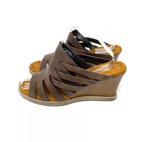 Bearpaw Brown Wedge Sandals Women s Size 9