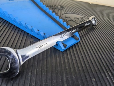Snap-on Tools USA 19mm Metric Chrome Combo Wrench OEXM190B Snap-on Tools USA 19mm Metric Chrome Combo Wrench OEXM190B