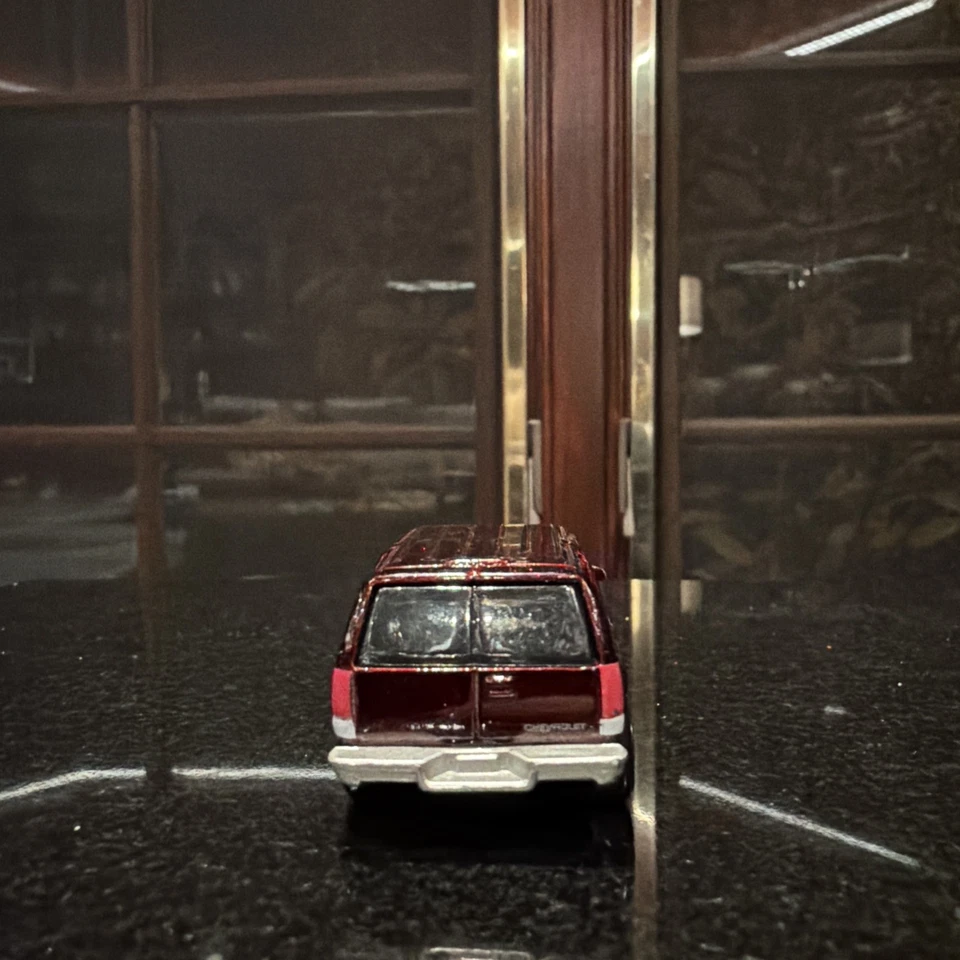 MATCHBOX SUPERFAST #74 - CHEVROLET TAHOE (GRANATE METÁLICO) - FUNDIDO A PRESIÓN Foto 4 de 4