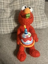 Fisher-Price Sesame Street Singing Birthday ELMO 2006 By Mattel Works 