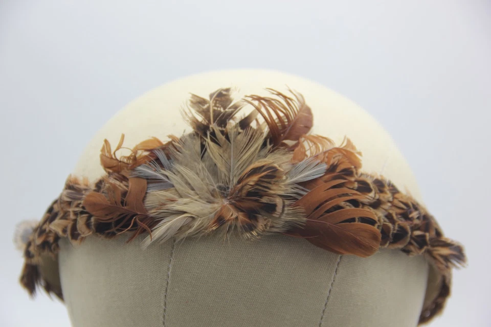 Festival Boho Ajustable Guinea India Pluma Tocado Cuero Diadema Corona Foto 3 de 4