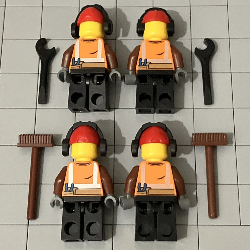 Lego City 60169 Cargo Terminal Lot Of 4 Minifigures E7 18 - Image 2 of 2