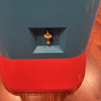 Vintage TOMY Yujin Gatcha Gashapon Vending Machine w/ Pokemon