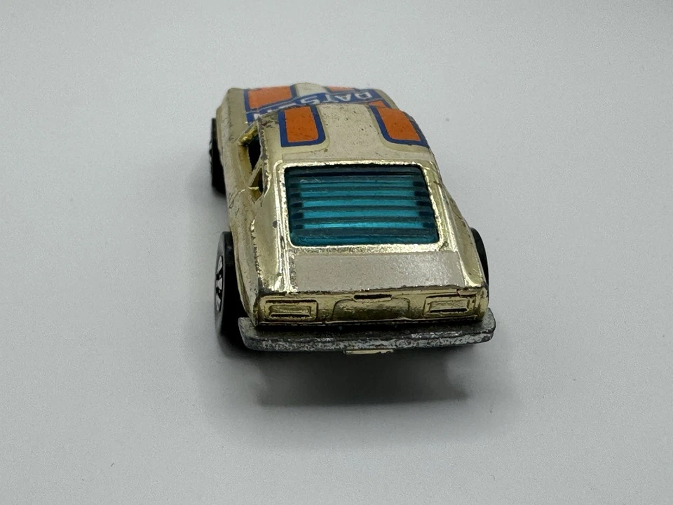 VINTAGE 1976 HOT WHEELS BLACK WALL DATSUN Z WHIZ GOLDEN MACHINES - Image 4 of 4