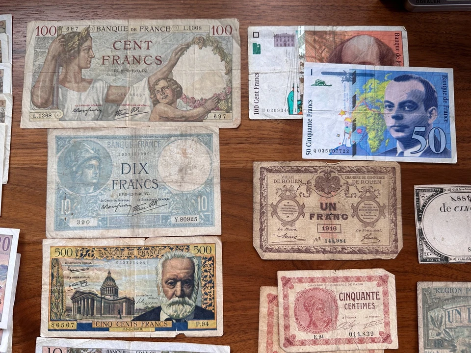 France - Large lot of vintage notes circulated - difficult to get notes #0316 - Image 4 of 4