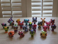 LITTLEST PET SHOP Lot of 22 Mini Animals ~ Dog, Cat, Fish, Monkey, Bird, Bunny +