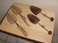 2 PAIR MEN'S QUALITY CEDAR WOOD SHOE TREES W/ADJUSTABLE METAL SHANKS