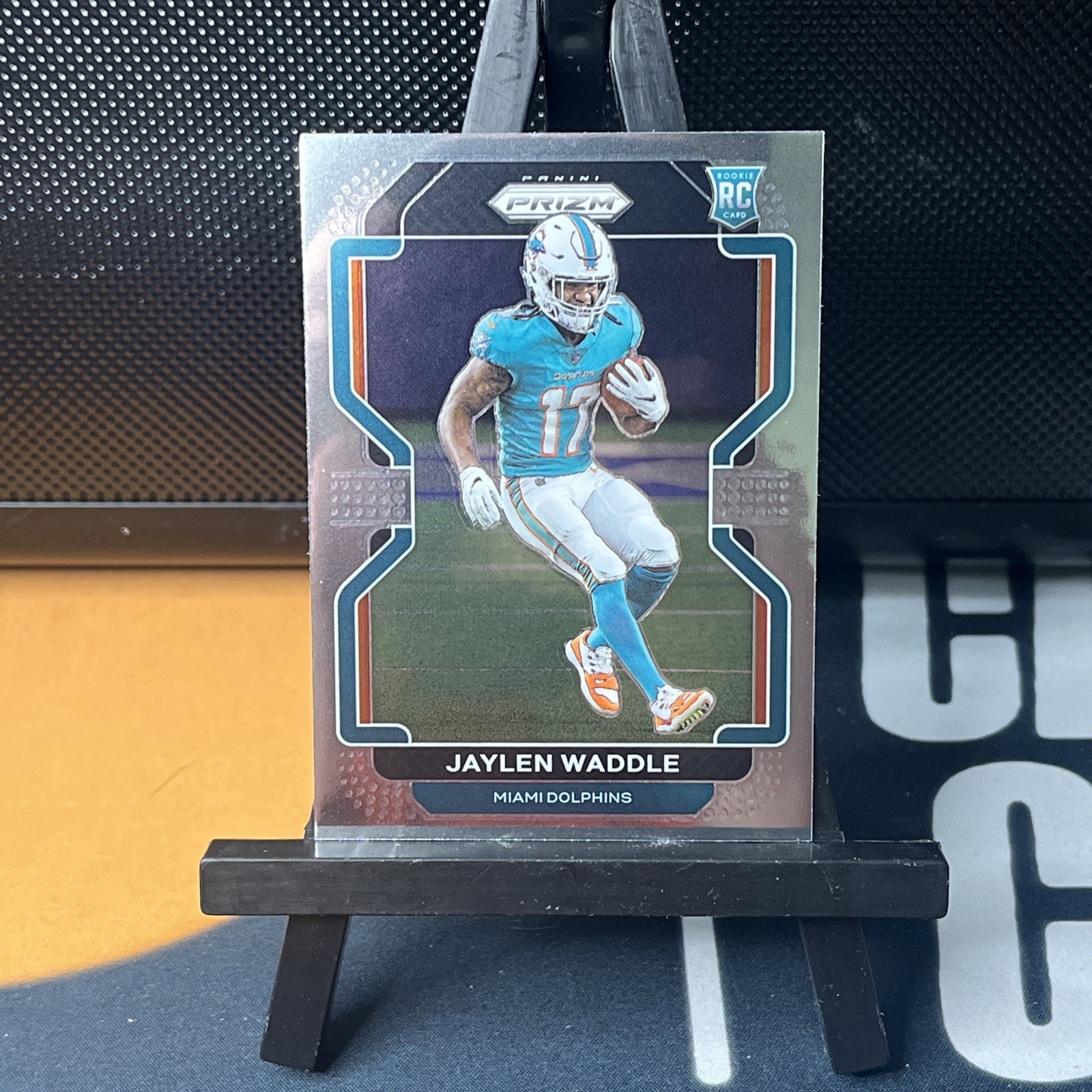 Jaylen Waddle 2021 Panini Prizm BASE #338 (RC) MIAMI DOLPHINS