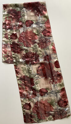 !!Ein burgunderroter Vintage-Damenschal mit Blumenmuster aus Chiffon-Satin selbststreifen