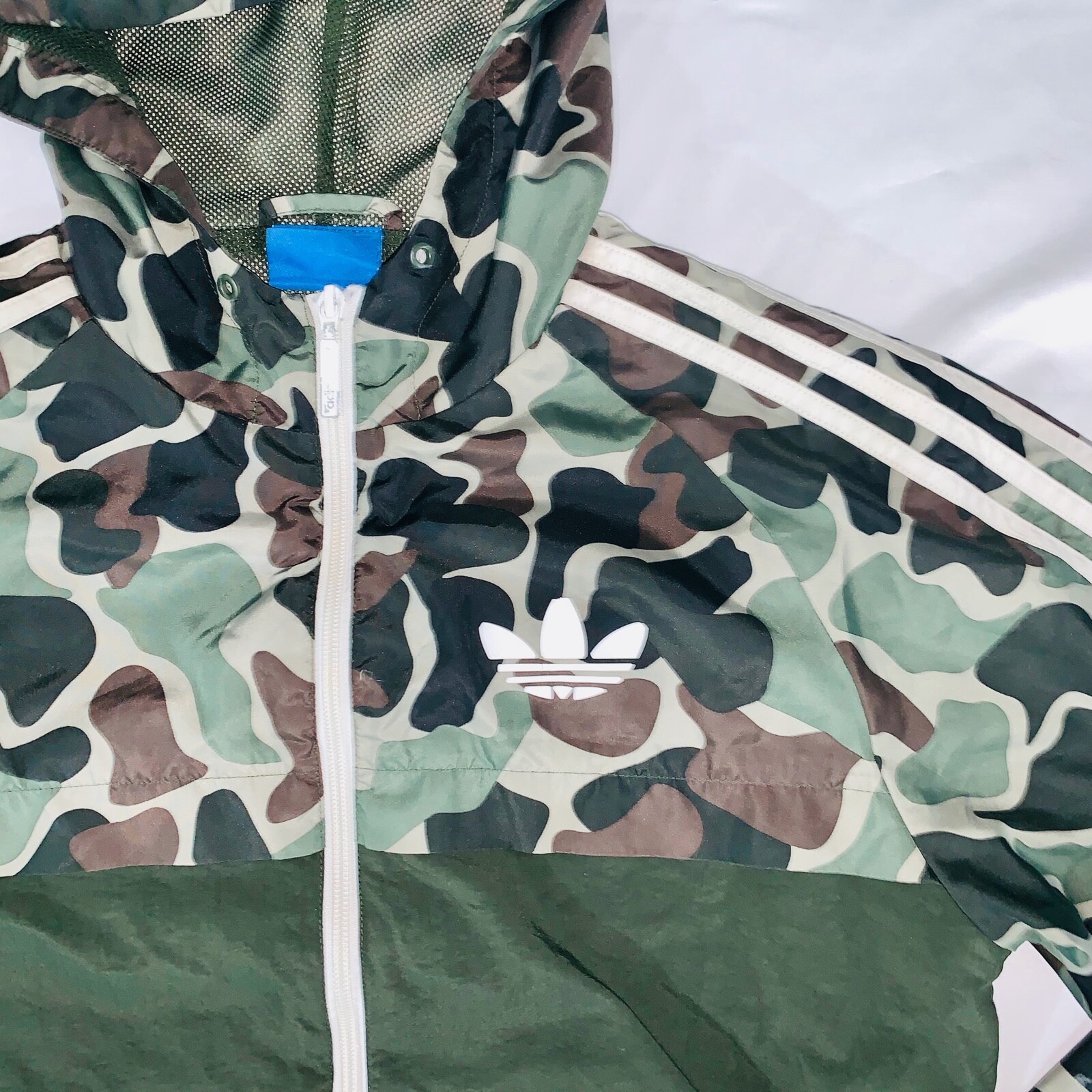 Super Rare Adidas Originals Camo Windbreaker Jacket Camouflage Green Small image 8