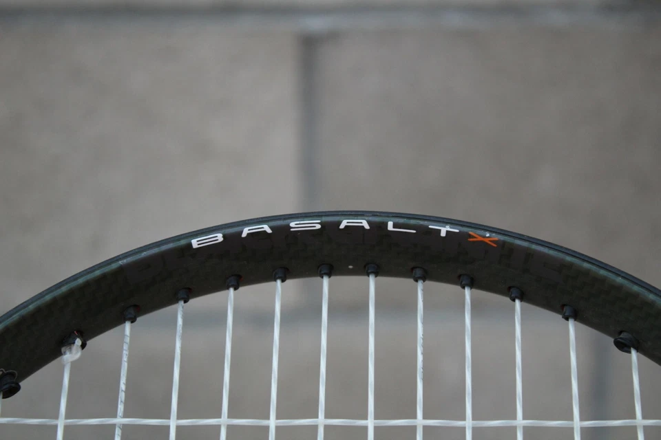 Raqueta de tenis PACIFIC Basalt X Force Lite con agarre Fischer Tech de 4 1/4" Foto 4 de 4