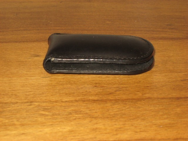 Sleek Black Money Clip for Folded Cash - Compact & Stylish-image