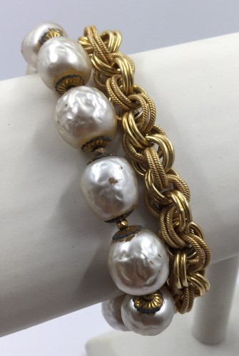 VINTAGE MIRIAM HASKELL PEARL BRACELET 