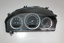 Kombiinstrument Tacho Mercedes Benz C-Klasse CDI - Diesel / A2049003402 SIEMENS Kombiinstrument Tacho Mercedes Benz C-Klasse CDI - Diesel / A2049003402 SIEMENS