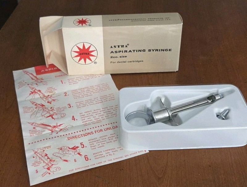 Dental Aspirating Syringe, ASTRA, 2cc 1964 NOS
