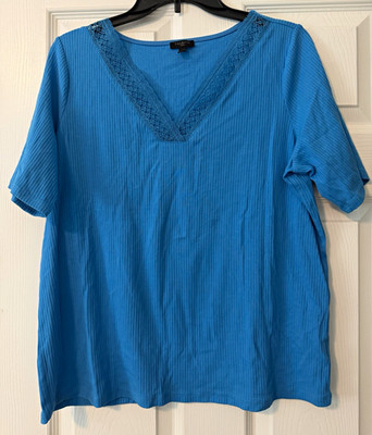 Talbots Women s Blue Solid Knit V-Neck Short Sleeve Lace Trim T-Shirt 1X