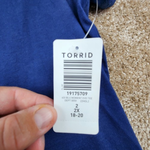 Torrid Enjoy Every Moment Blue Bird Print Tee Shirt - Size 2 XL New with Tags - Picture 2 of 6