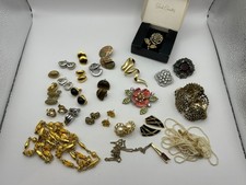Job Lot Of Signed Costume Jewellery Earrings Brooches Monet Grosse SarahCov Avon