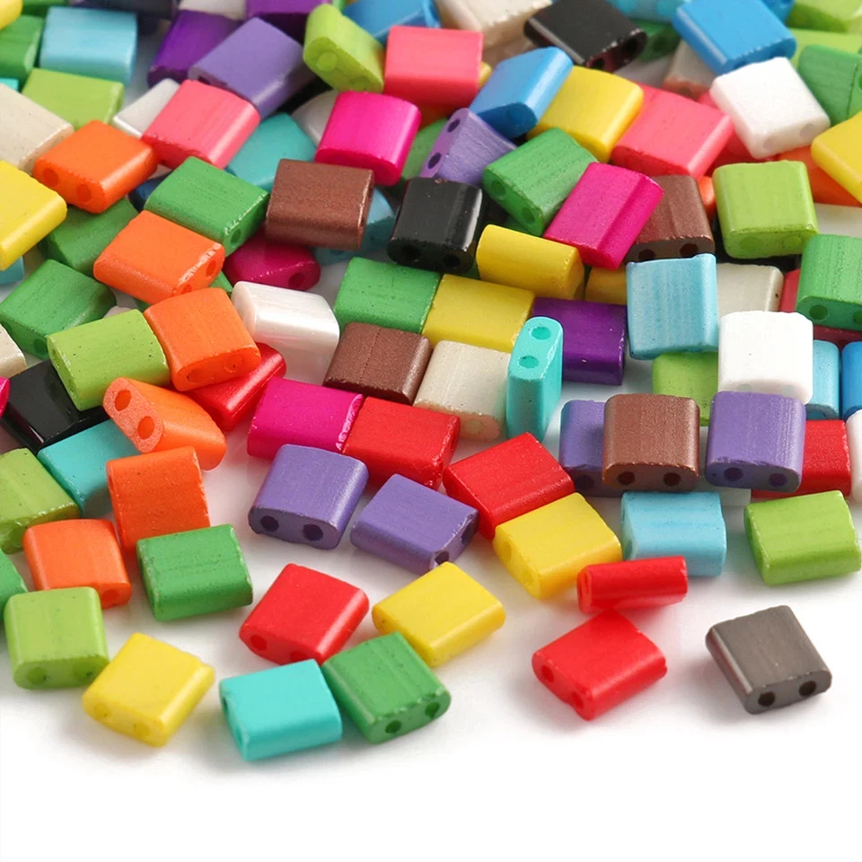 Cuentas de semillas de vidrio checo 2 agujeros 5x5x2 mm 45 estilos fabricación de joyas 50 piezas Foto 2 de 4