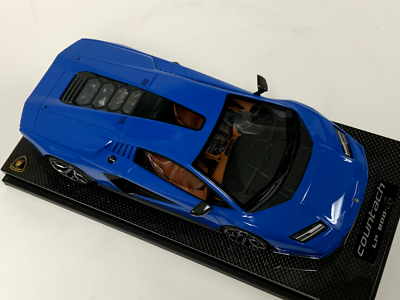 1/18 MR Collection Lamborghini Countach LPI 800-4 in Blue Carbon