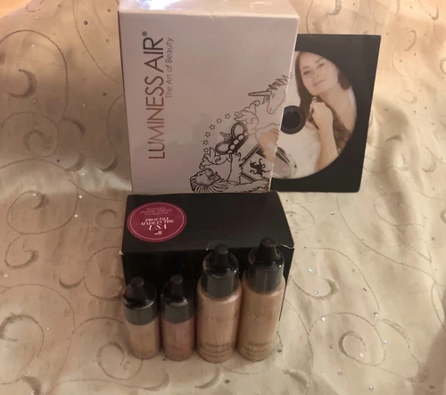 Luminess Icon Pro Airbrush System Makeup Shades 030 & 040 w/ Blush & Illuminator