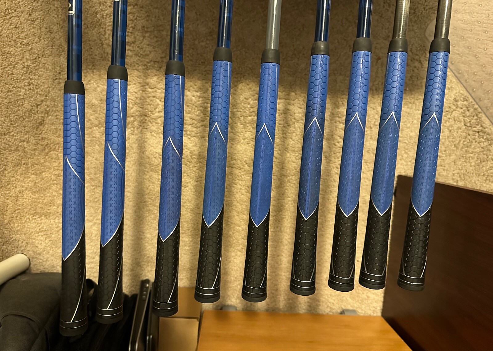 Cleveland Launcher HB Iron Set 4PW SR Flex w/Cleveland CBX Wedges 50