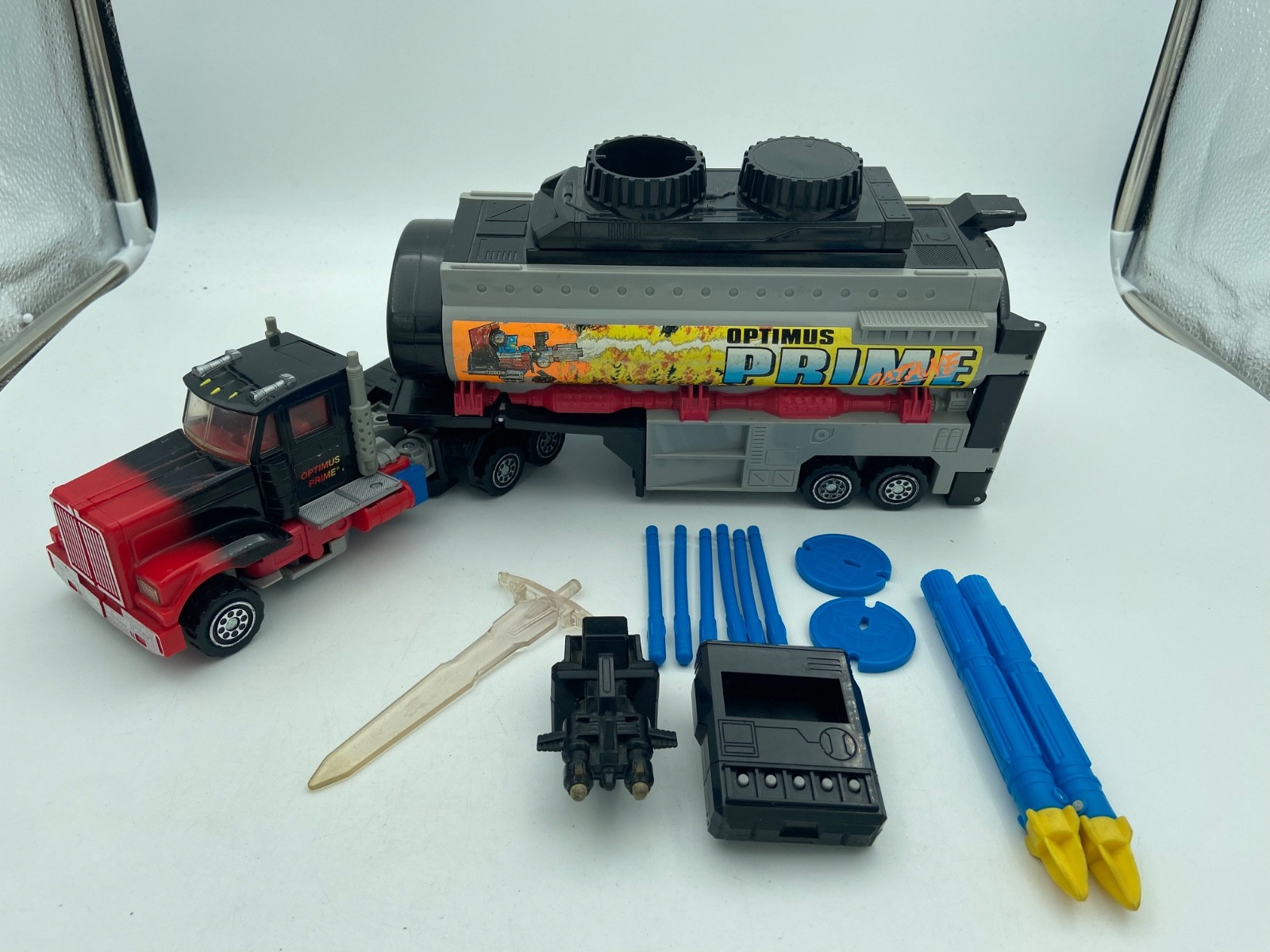 Transformers G2 1993 laser OPTIMUS PRIME figure set hasbro