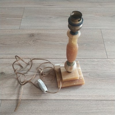 Vintage bernsteinfarbene Onyx Stein Tischlampe FÜR ERSATZTEILE 