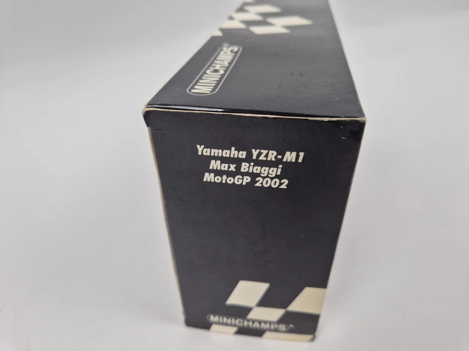 122026303 Yamaha YZR-M1 Malboro Yamaha Team M Biaggi MotoGP Minichamps 1/12 - Photo 4/4